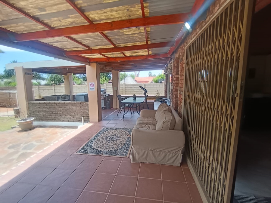 3 Bedroom Property for Sale in Verwoerdpark Northern Cape